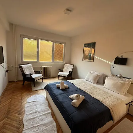 Apartment Aleksandra 4